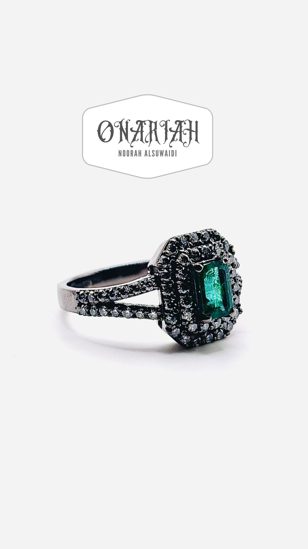 Gothika Emerald Ring