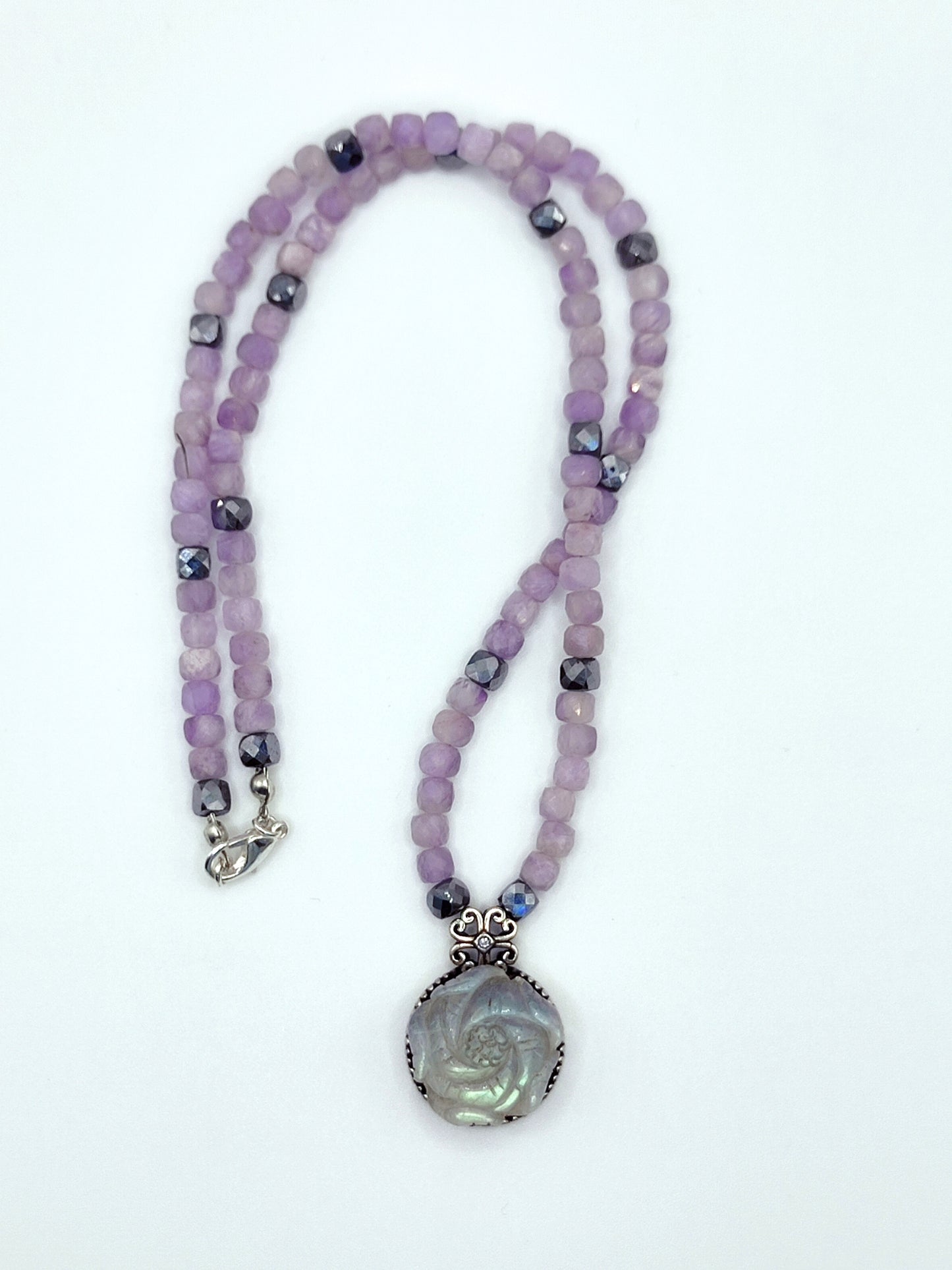 Rose Beads Necklace
