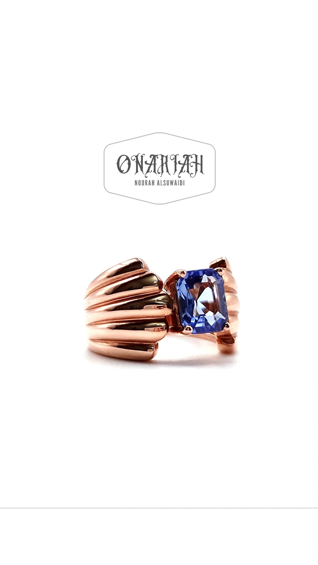 Noel Clamshell Sapphire Ring