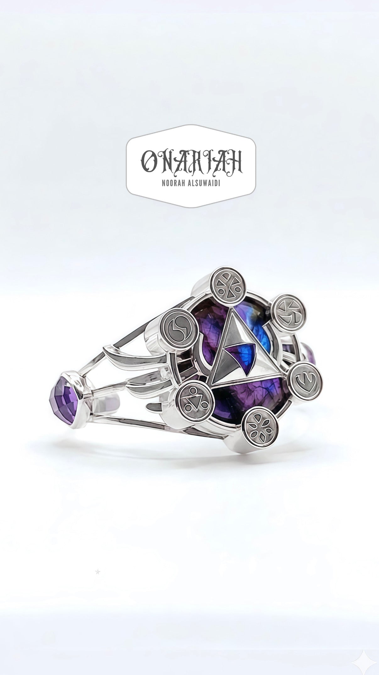 Zelda Triforce Cuff